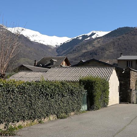 Les Rosiers Villa Bagneres-de-Luchon Exterior photo